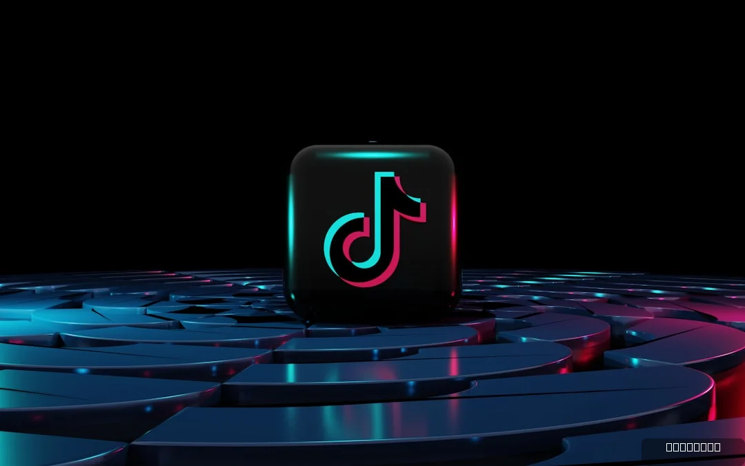 How TikTok Hooks Capture Viewer Attention in 3 Seconds